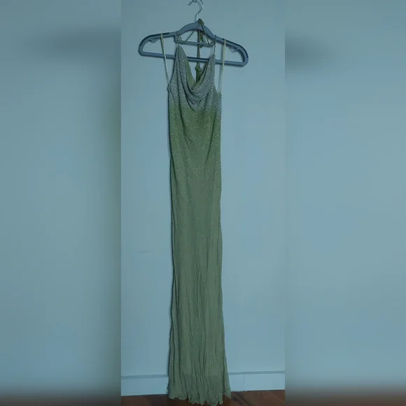 Sue Wong Beaded Celery Color Evening Gown 100% Silk Size 2 w/ Sill Scarf - Picture 1 of 8